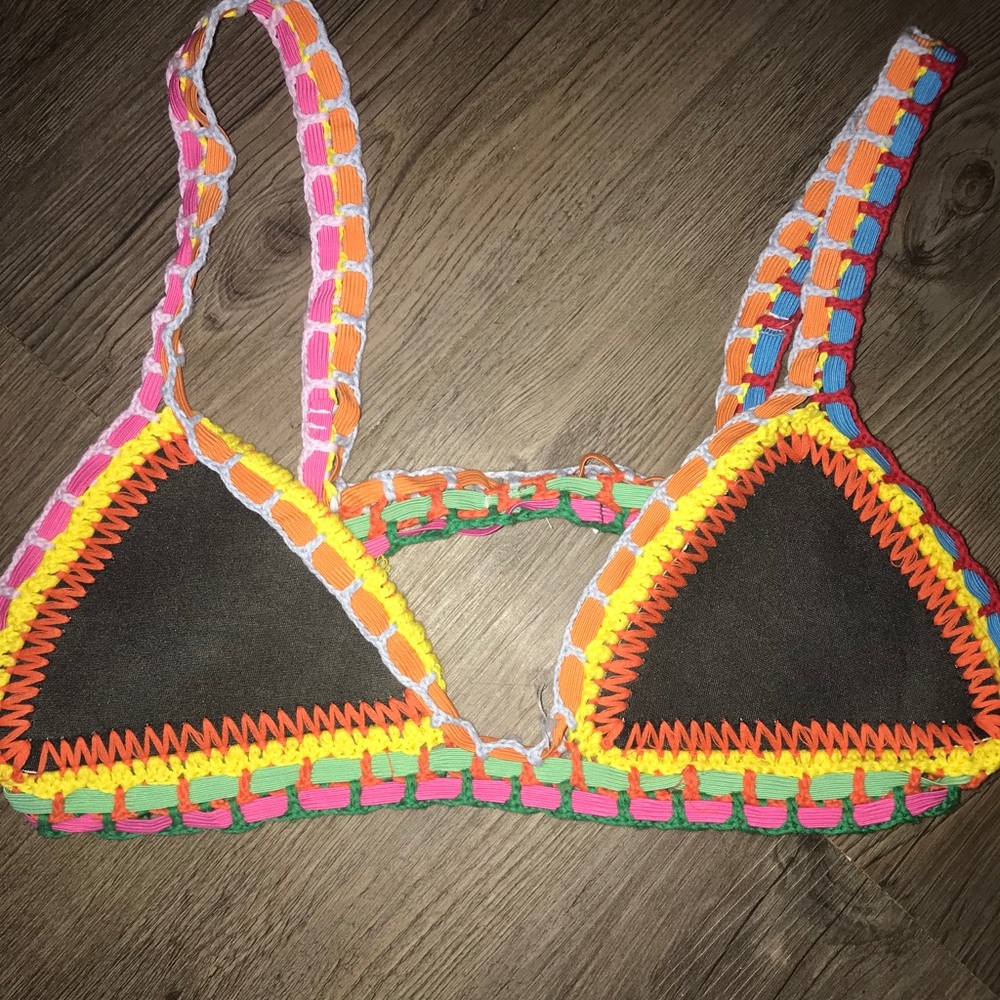 Bikini top